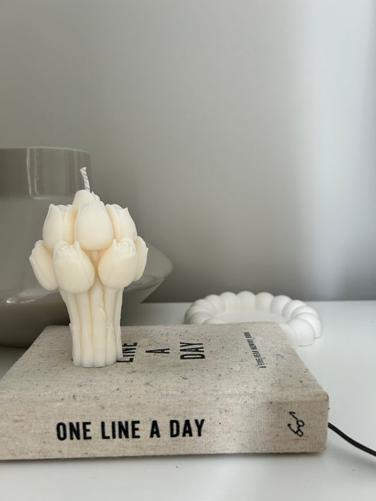 Tulip Bouquet Candle